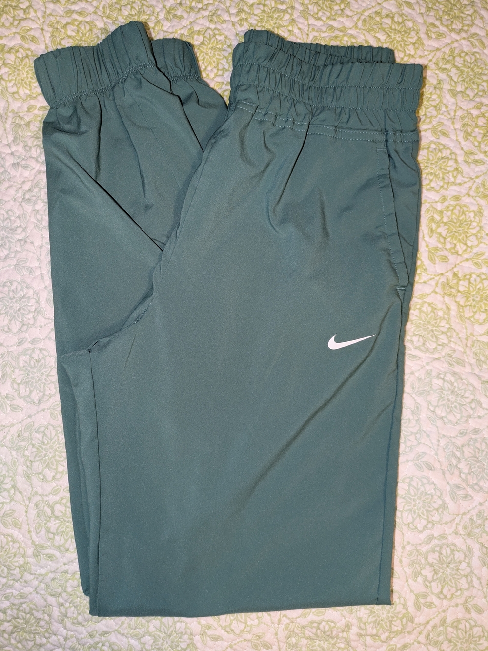 Nike Men’s Teal Green Lightweight Joggers with White Swoosh
